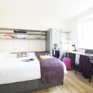 Apartment Corrib Village Of Galway